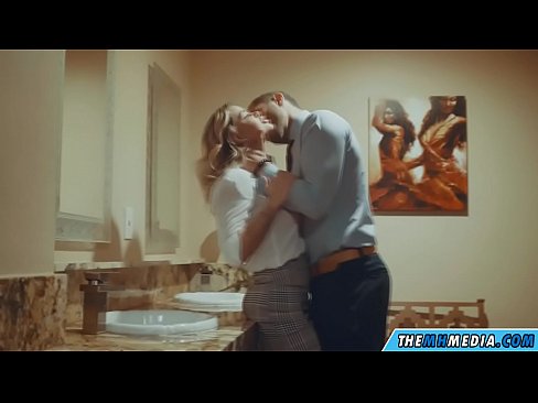 ❤️ Cando unha loura tetona seduce nun baño público ❤️❌ Só porno en % gl.hentai-id.ru % ❌